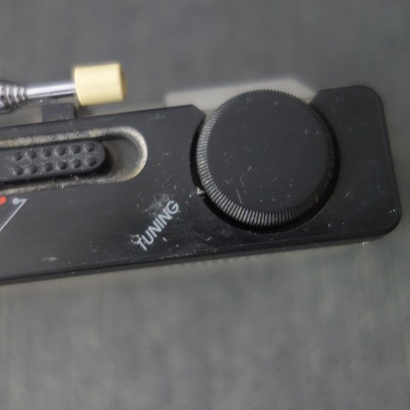 Vintage Sony SRF-A100 AM FM Battery Powered Radio - Picture 6 of 16